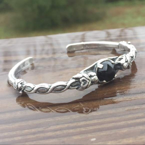 Lion Cuff Bracelet .925 Sterling Silver w/ genuine Black Onyx gem made in USA - Picture 4 of 8